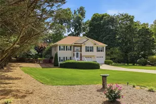 7815 Mosswood Ln, Gainesville, GA 30506 - Photo 3