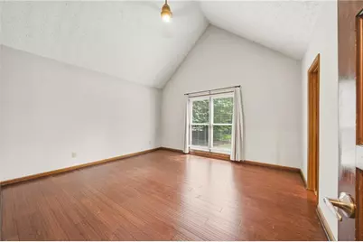 555 Saddle Creek Circle, Roswell, GA 30076 - Photo 29