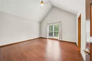 555 Saddle Creek Cir, Roswell, GA 30076 - Photo 29