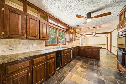 555 Saddle Creek Circle, Roswell, GA 30076 - Photo 13