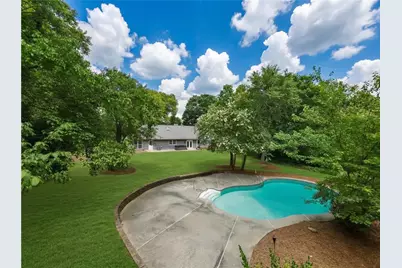555 Saddle Creek Circle, Roswell, GA 30076 - Photo 3
