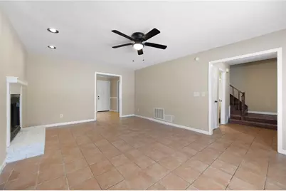 2898 Lakemont Drive SW, Marietta, GA 30060 - Photo 3