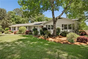 230 Chateau Dr, Fayetteville, GA 30214 - Photo 1