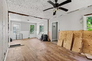 1676 S Olympian Way SW, Atlanta, GA 30310 - Photo 11