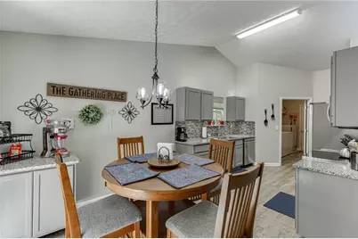 6211 Huntcliff Drive, Flowery Branch, GA 30542 - Photo 11