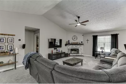 6211 Huntcliff Drive, Flowery Branch, GA 30542 - Photo 7