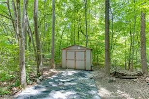 6211 Huntcliff Dr, Flowery Branch, GA 30542 - Photo 47