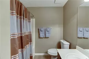6211 Huntcliff Dr, Flowery Branch, GA 30542 - Photo 29