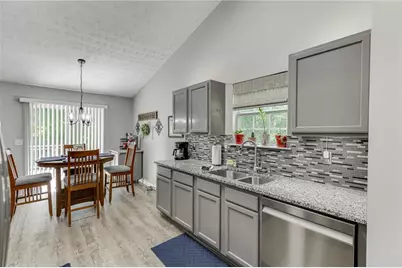6211 Huntcliff Drive, Flowery Branch, GA 30542 - Photo 17
