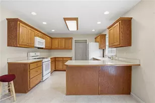 950 Old Canton Rd, Marietta, GA 30068 - Photo 9