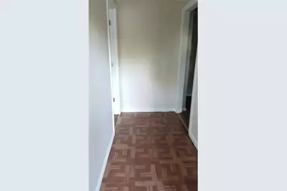 612 Center Hill Avenue NW, Atlanta, GA 30318 - Photo 3