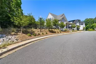 1250 Hayes Sq, Peachtree City, GA 30269 - Photo 3