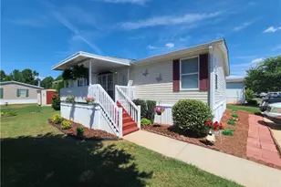 915 Bel Air Blvd, Hampton, GA 30228 - Photo 1