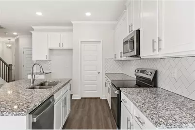 5665 Overview Drive, Flowery Branch, GA 30542 - Photo 7