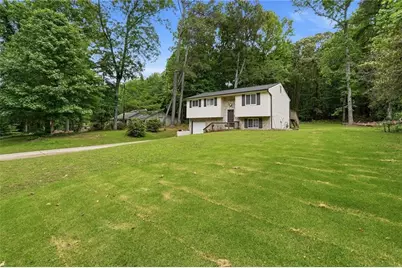 3775 Somerset Drive SW, Marietta, GA 30064 - Photo 3