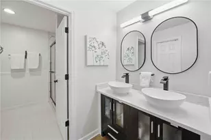 137 Weatherburne Dr, Roswell, GA 30076 - Photo 21