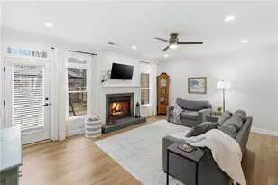 137 Weatherburne Dr, Roswell, GA 30076 - Photo 1