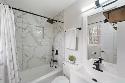 137 Weatherburne Drive, Roswell, GA 30076 - Photo 3