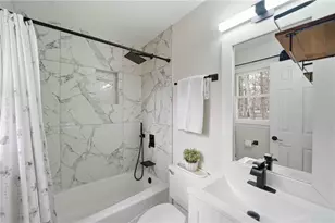 137 Weatherburne Dr, Roswell, GA 30076 - Photo 3