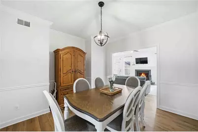 137 Weatherburne Drive, Roswell, GA 30076 - Photo 11