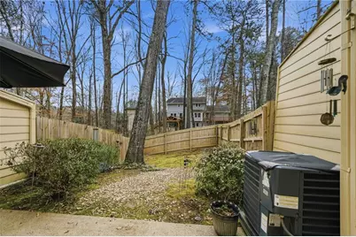 137 Weatherburne Drive, Roswell, GA 30076 - Photo 29