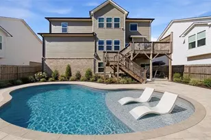 2691 Limestone Creek Dr, Gainesville, GA 30501 - Photo 5