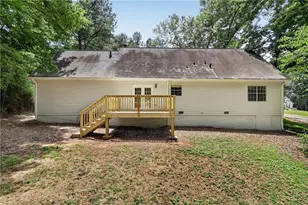 901 Timbervale Ln, Lithonia, GA 30058 - Photo 11