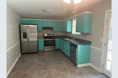 901 Timbervale Lane, Lithonia, GA 30058 - Photo 7