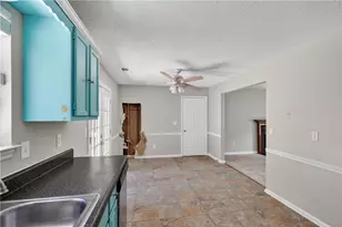 901 Timbervale Ln, Lithonia, GA 30058 - Photo 21