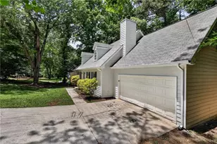 901 Timbervale Ln, Lithonia, GA 30058 - Photo 7