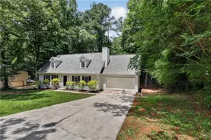 901 Timbervale Ln, Lithonia, GA 30058 - Photo 5