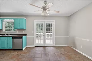 901 Timbervale Ln, Lithonia, GA 30058 - Photo 15
