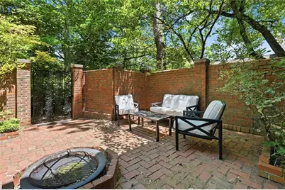 425 Jefferson Circle NE, Sandy Springs, GA 30328 - Photo 27