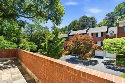 425 Jefferson Circle NE, Sandy Springs, GA 30328 - Photo 29