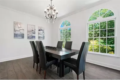 425 Jefferson Circle NE, Sandy Springs, GA 30328 - Photo 5