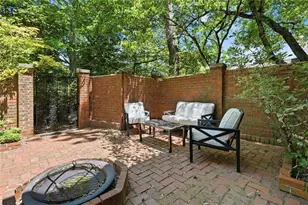 425 Jefferson Cir NE, Sandy Springs, GA 30328 - Photo 27