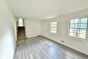 3681 Lavilla Dr, Powder Springs, GA 30127 - Photo 5