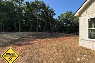 7604 Fern Ln, Lula, GA 30554 - Photo 9