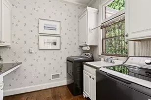 740 Riley Pl, Sandy Springs, GA 30327 - Photo 25