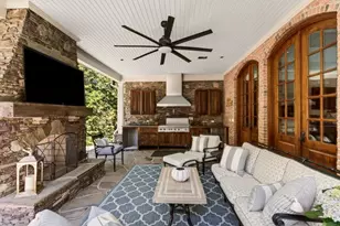 740 Riley Pl, Sandy Springs, GA 30327 - Photo 95
