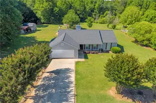 163 Ridgeland Dr, Maysville, GA 30558 - Photo 3