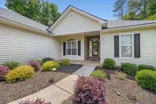 7145 Berry Patch Dr, Cumming, GA 30040 - Photo 3