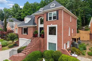 3177 Kings Arms Ct NE, Atlanta, GA 30345 - Photo 3