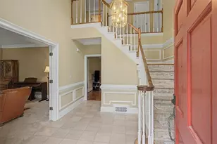 2928 Tall Pines Way NE, Atlanta, GA 30345 - Photo 9
