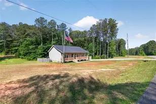 22 Sutton Rd, Buchanan, GA 30113 - Photo 1