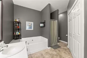 4302 Woodglenn Dr, Gainesville, GA 30507 - Photo 17