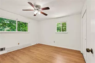1136 Creekdale Dr, Clarkston, GA 30021 - Photo 11