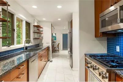 452 Sinclair Avenue NE, Atlanta, GA 30307 - Photo 11
