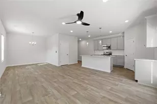 3656 Parkway James Dr, Snellville, GA 30039 - Photo 11