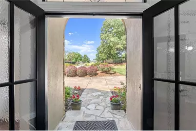 459 Atlanta Country Club Drive SE, Marietta, GA 30067 - Photo 3